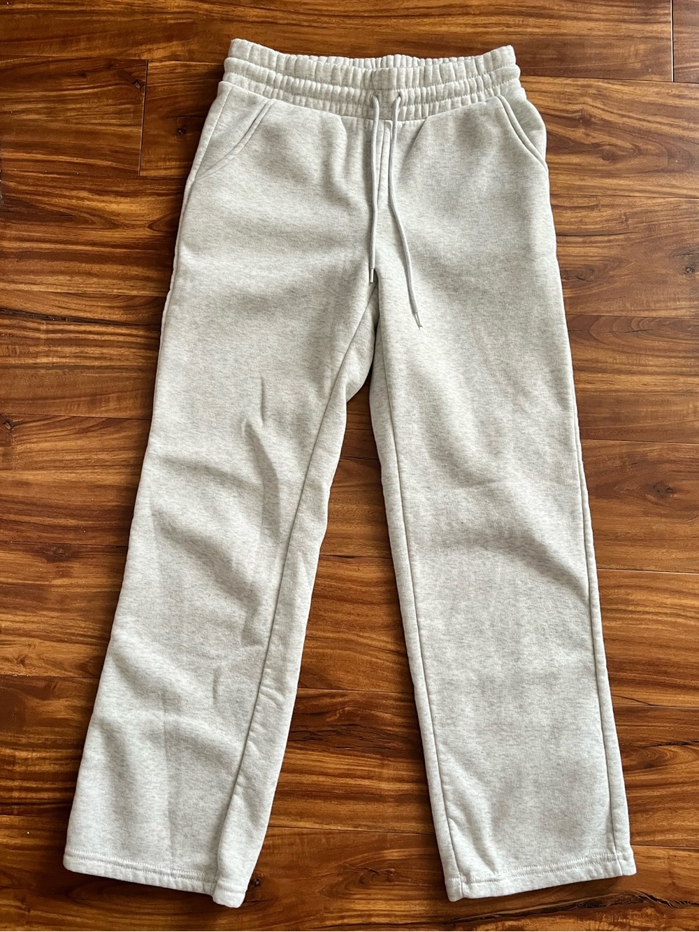 Bundle of Sweatpants - Picture 8 of 12